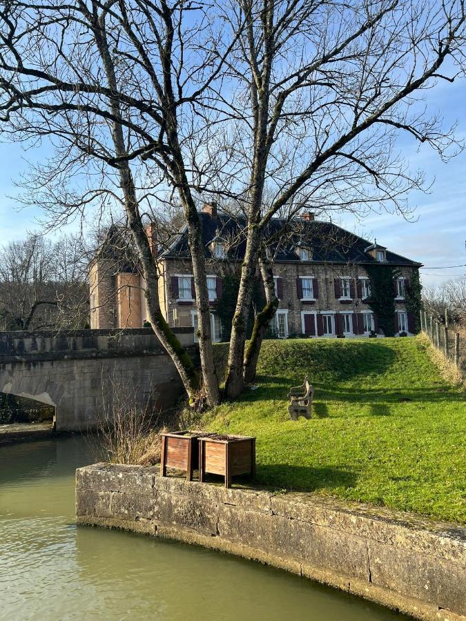 Maison Ichigo Voutenay-sur-Cure エクステリア 写真